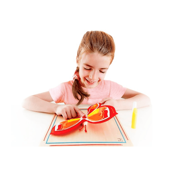 Hermosa mariposa Hape