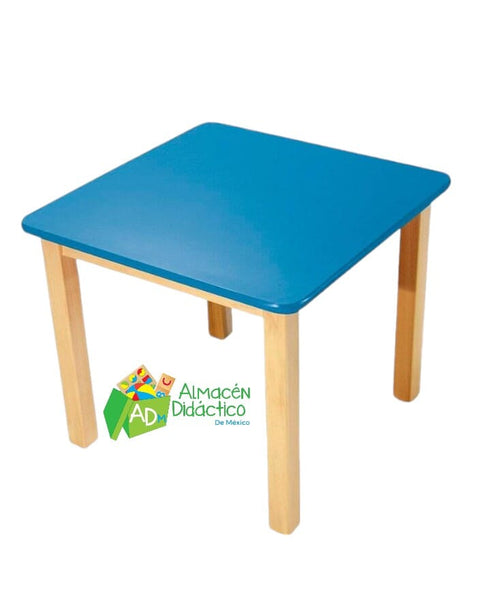 MESA CUADRADA DE MADERA