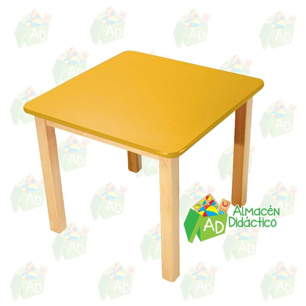 MESA CUADRADA DE MADERA