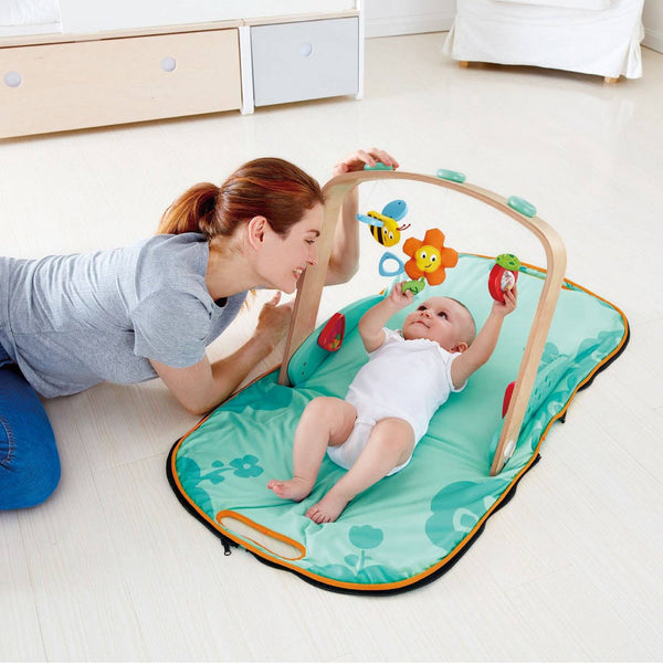 GIMNASIO PORTATIL PARA BEBE - HAPE - PORTABLE BABY GYM